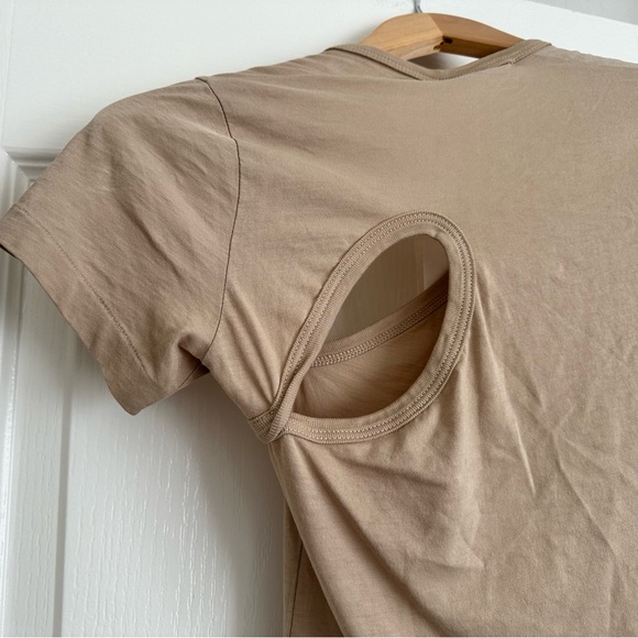 NWT John Elliot Supima asymmetrical Tee. Size: XS/0. Excellent condition - Picture 13 of 15